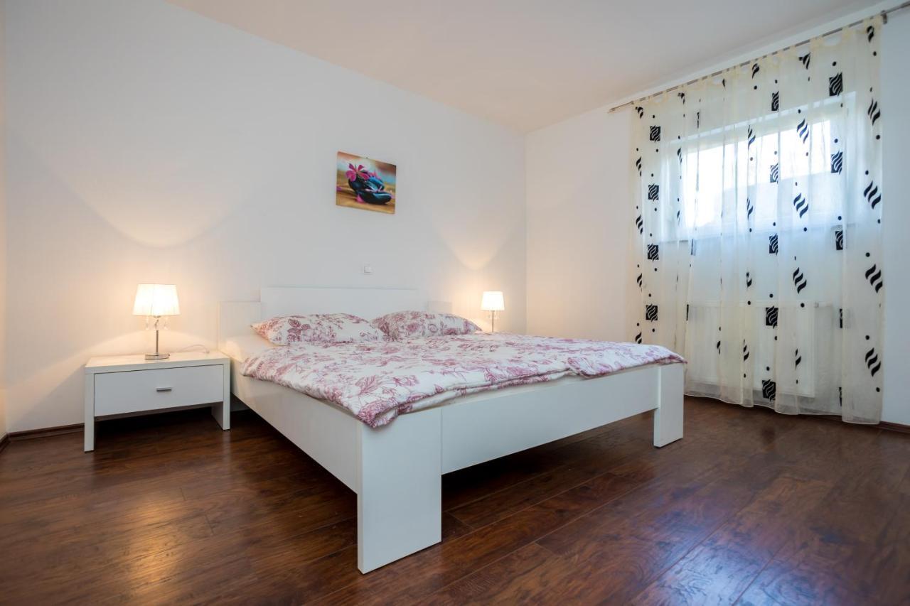 Apartment Sandra Malinska Sveti Vid-Miholjice