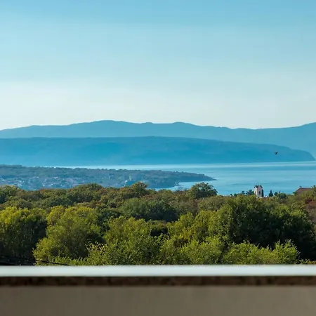 Apartmani Sandra Malinska Sveti Vid-Miholjice Exterior photo