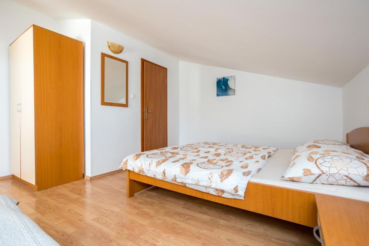 Apartment Sandra Malinska *