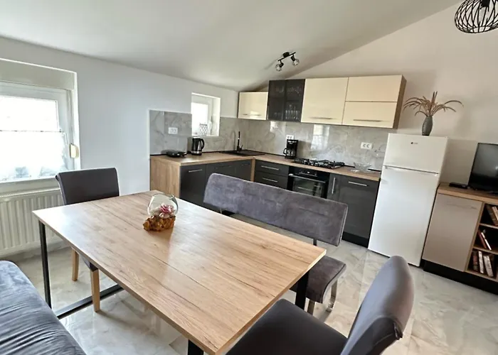 Apartmani Sandra Malinska