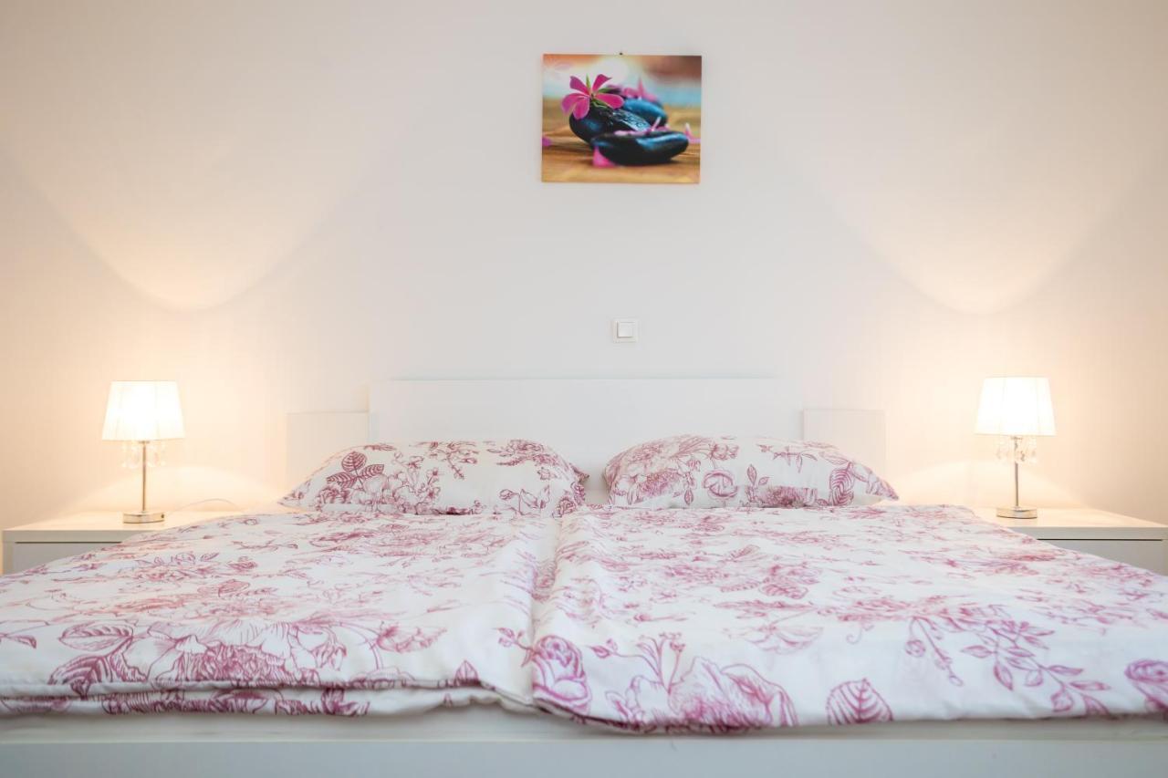 Apartment Sandra Malinska *